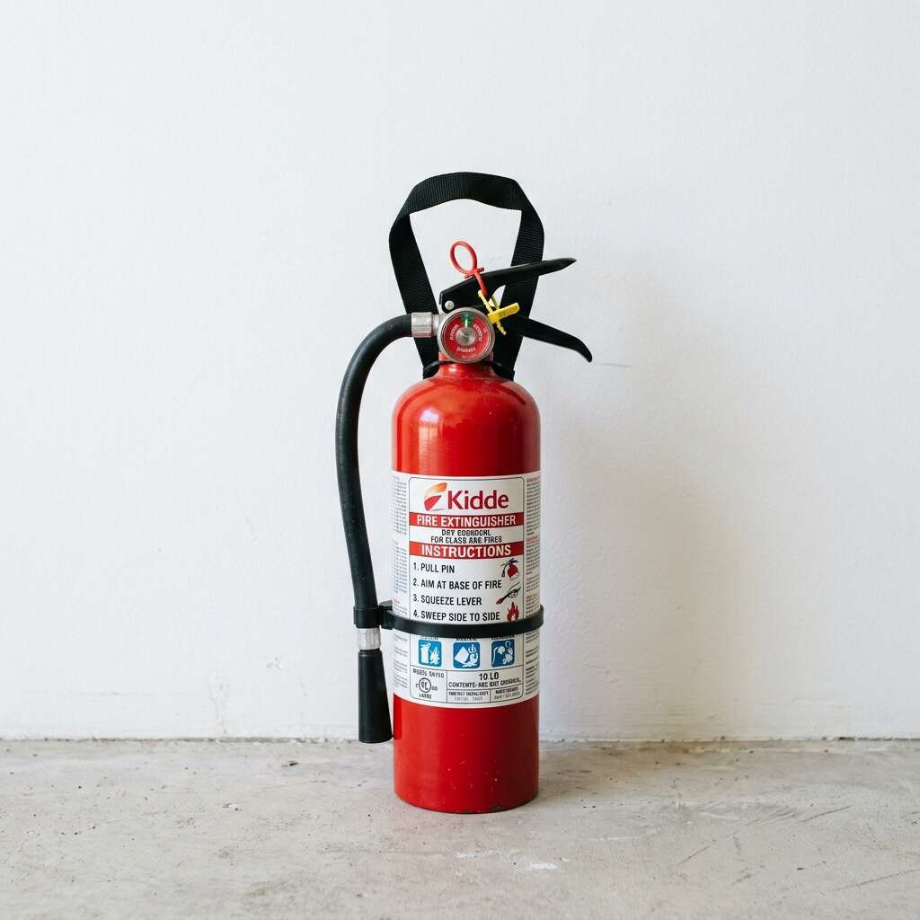 Small Kidde Fire Extinguisher (10 lb)